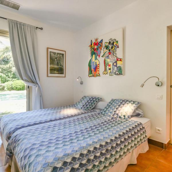 LOCATION DE VACANCES ET CHAMBRES D'HOTES SAINT-TROPEZ
